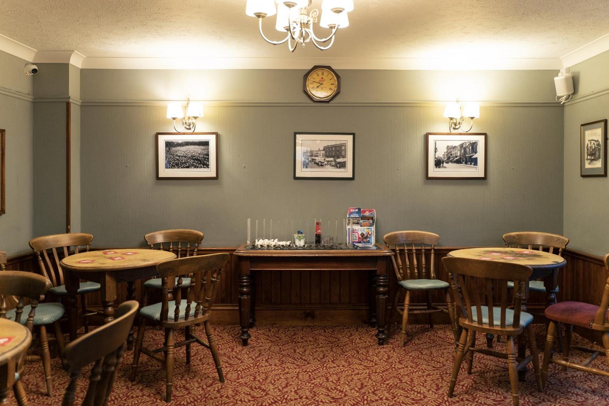 The Red Lion Hotel Spalding Bagian luar foto